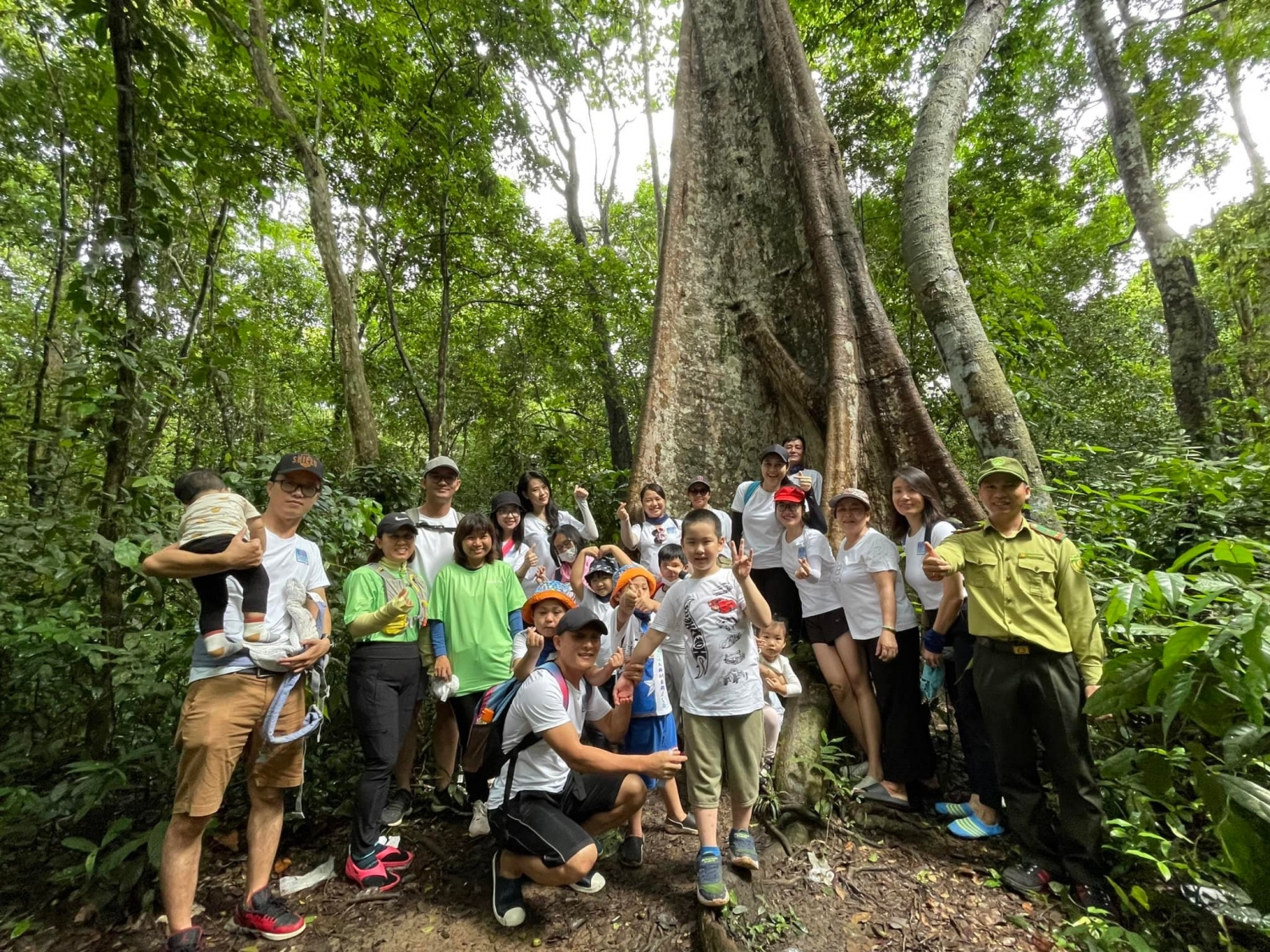 PETROSETCO tổ chức dã ngoại dành cho thiếu nhi