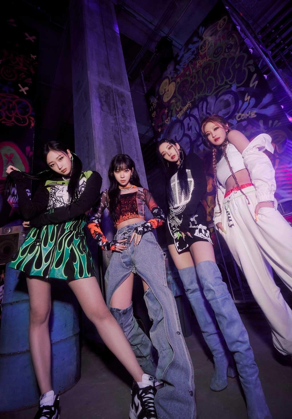 Tổng hợp sao Hàn tuần qua (30/5 - 5/6): Kiểu tóc mới gây tranh cãi của Nayeon (TWICE) trước thềm debut solo