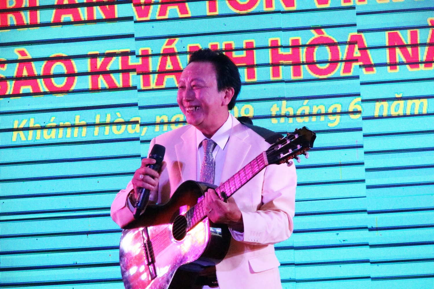 Hội nghị khách hàng Yến sào Khánh Hòa 2022 Hội nghị khách hàng Yến sào Khánh Hòa 2022