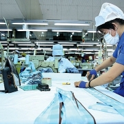 Tin tức kinh tế ngày 18/6: Dự báo GDP năm nay tăng 5,2 - 6,2%
