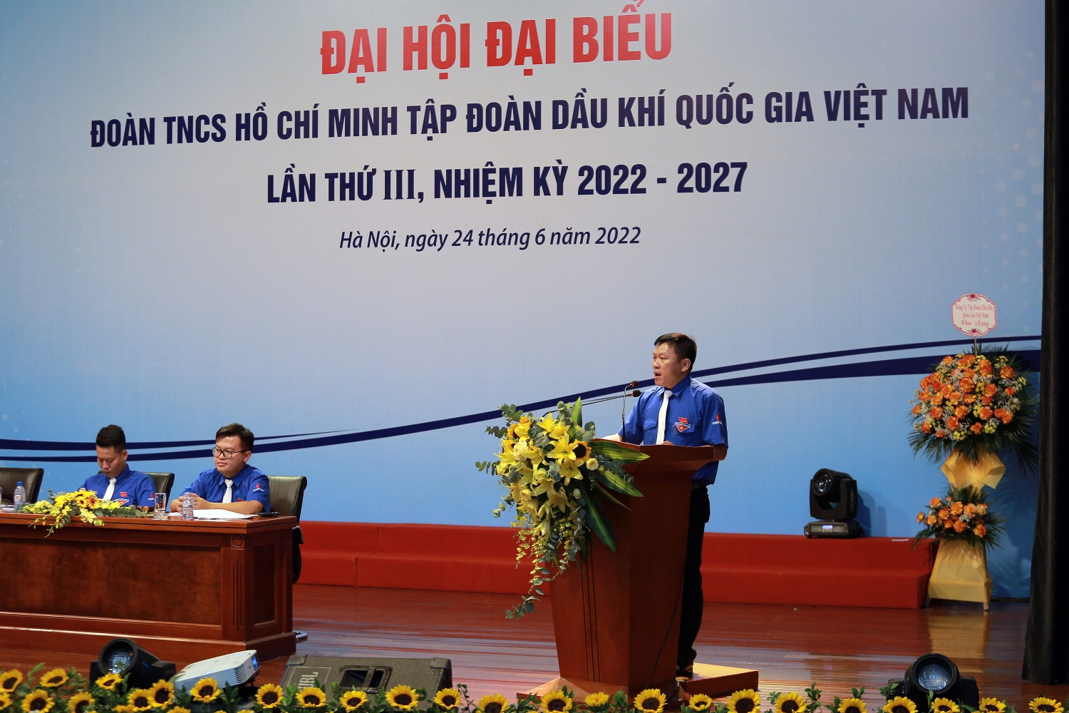 Khai mạc phiên thứ nhất Đại hội đại biểu Đoàn Thanh niên Tập đoàn lần thứ III, nhiệm kỳ 2022-2027 Khai mạc phiên thứ nhất Đại hội đại biểu Đoàn Thanh niên Tập đoàn lần thứ III, nhiệm kỳ 2022 2027