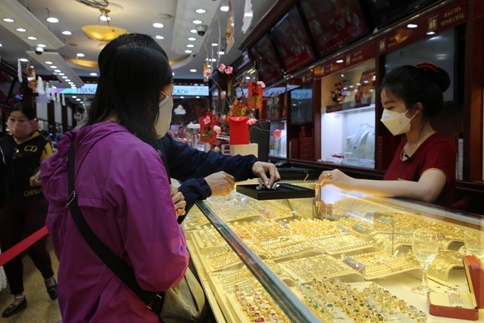 Giá vàng hôm nay 25/6 nối dài chu kỳ giảm