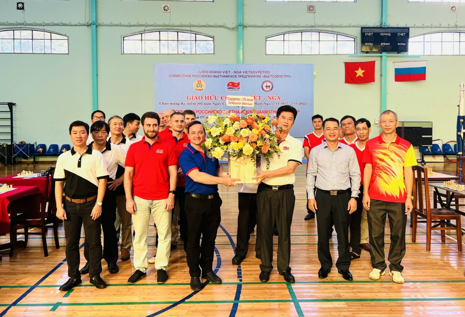 Công đoàn Vietsovpetro tổ chức Giao hữu Cờ vua Việt – Nga