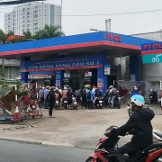 Tăng trích quỹ bình ổn, giá xăng dầu giảm không đáng kể Tăng trích quỹ bình ổn, giá xăng dầu giảm không đáng kể