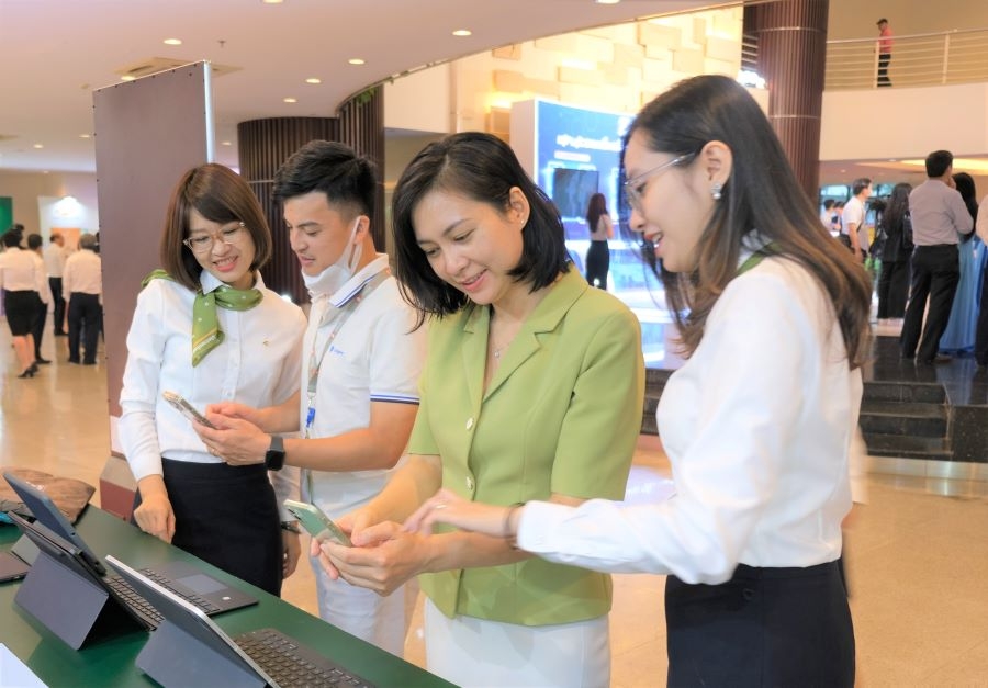 Vietcombank nâng cao trải nghiệm ngân hàng số cho người tiêu dùng Việt
