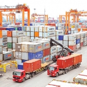 Tin tức kinh tế ngày 20/12: Đến giữa tháng 12, cả nước xuất siêu 10,354 tỷ USD
