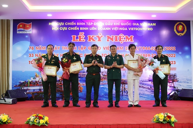 Hội Cựu chiến binh Vietsovpetro tổ chức về nguồn và tổng kết hoạt động năm 2022