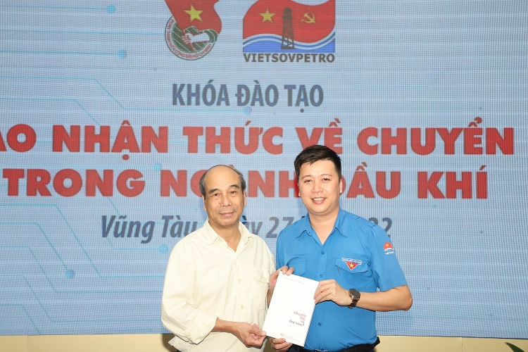 Đoàn Thanh niên Vietsovpetro tổ chức khóa đào tạo “Nâng cao nhận thức về chuyển đổi số trong ngành Dầu khí”