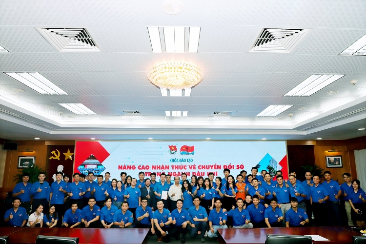 Đoàn Thanh niên Vietsovpetro tổ chức khóa đào tạo “Nâng cao nhận thức về chuyển đổi số trong ngành Dầu khí”