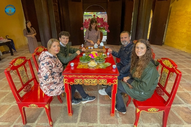 Mở tour thưởng trà kết hợp tham quan Đại Nội Huế