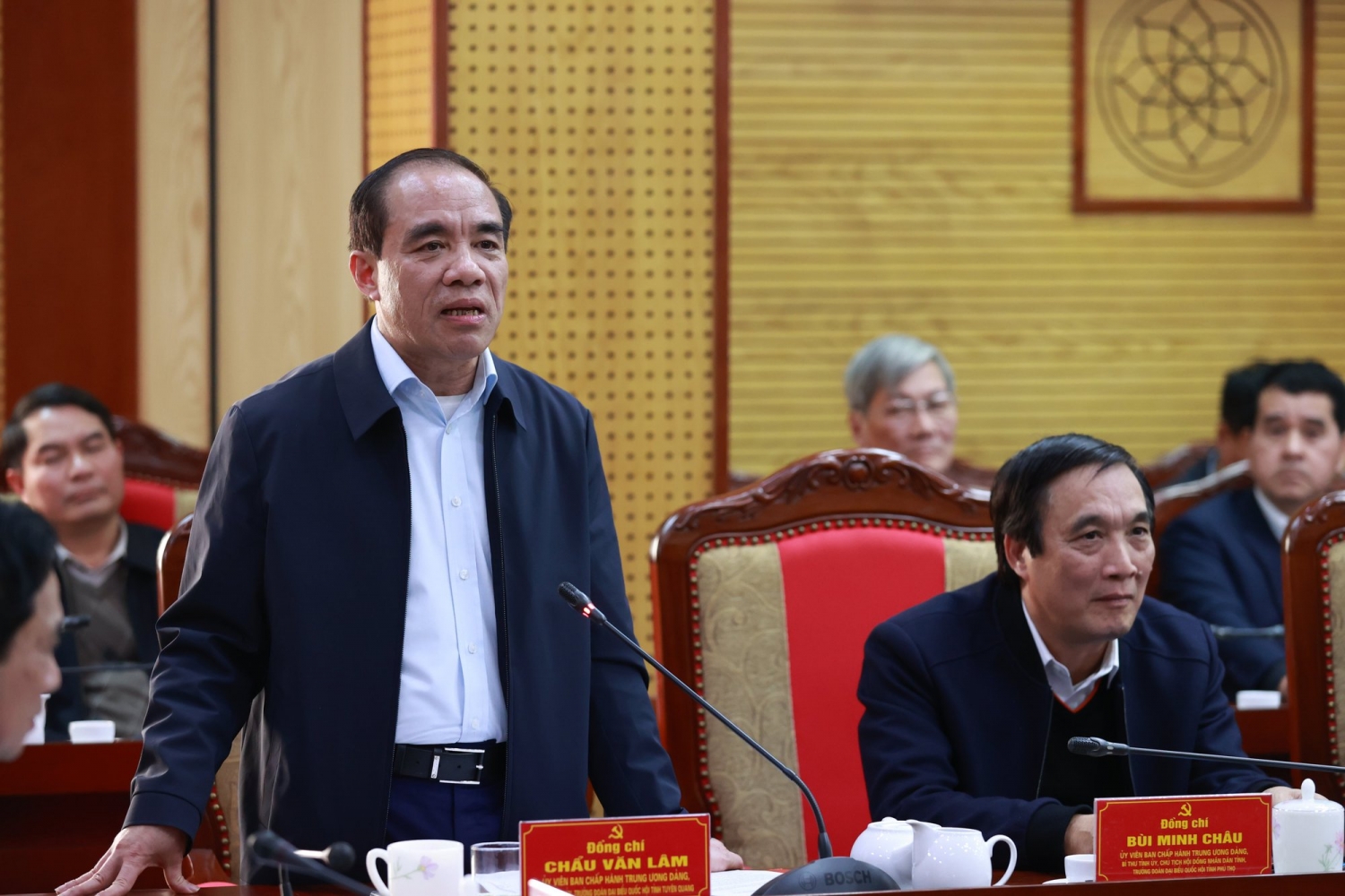 Thủ tướng kiểm tra, đôn đốc dự án cao tốc Tuyên Quang - Phú Thọ, chúc Tết công nhân và người dân khu tái định cư