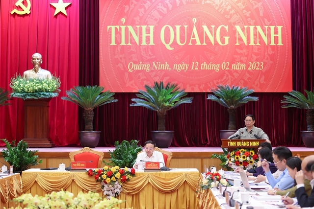 Thủ tướng Phạm Minh Chính làm việc với Ban Thường vụ Tỉnh ủy Quảng Ninh