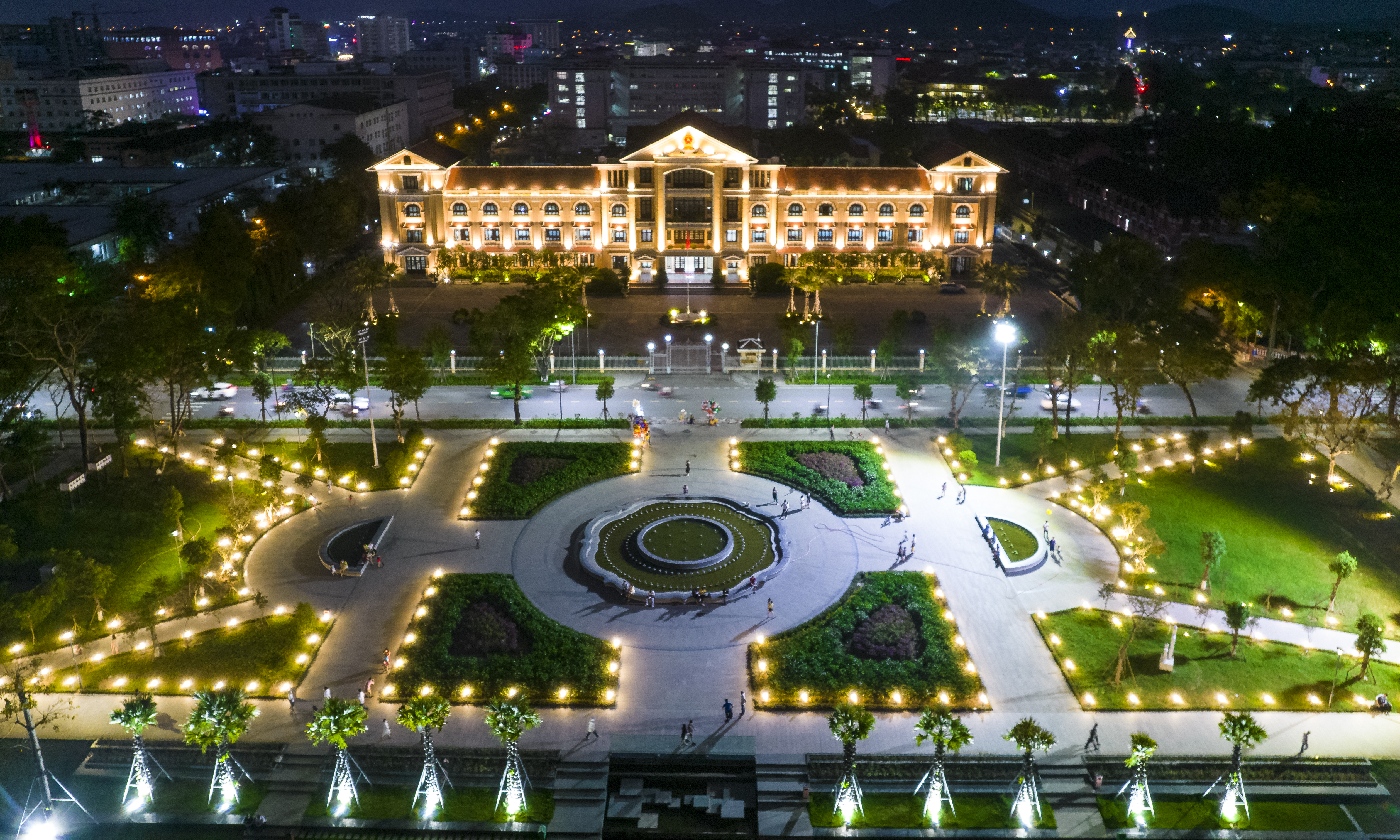 Ngắm Huế xanh sạch đẹp từ trên cao