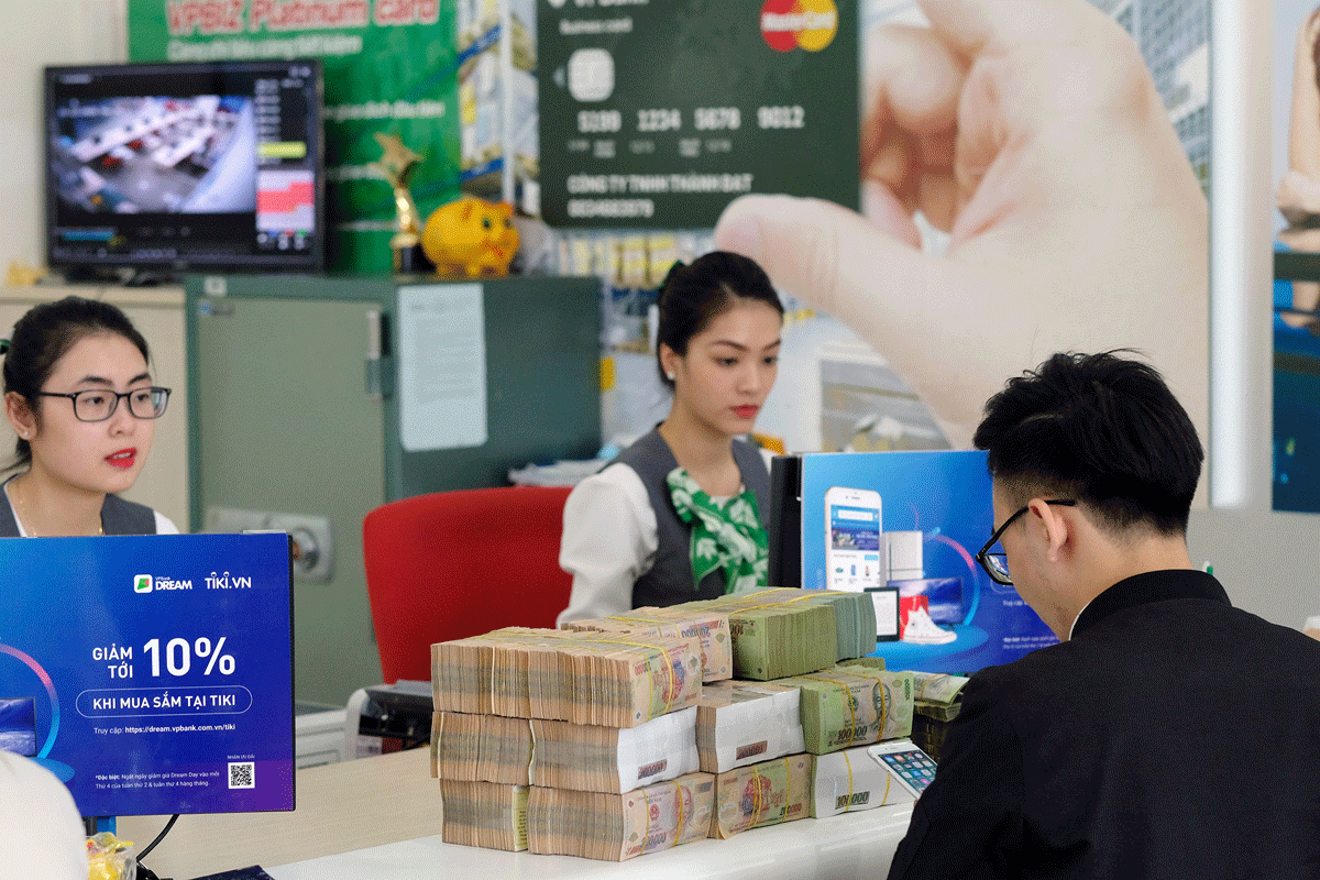 Tin ngân hàng ngày 1/3: Lãi suất tiền gửi tiếp tục hạ nhiệt