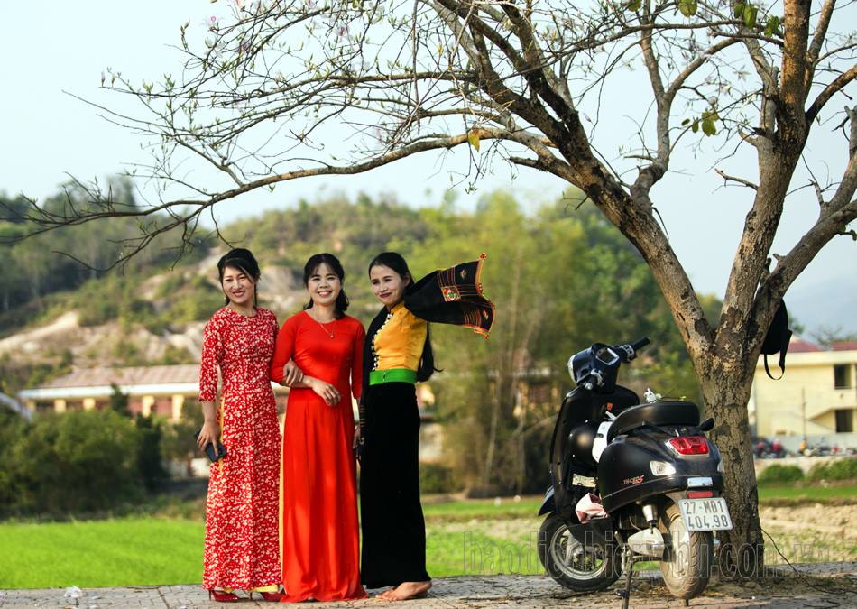 Điện Biên mùa ban nở Điện Biên mùa ban nở