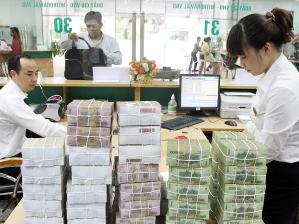 Tin ngân hàng nổi bật tuần qua: Đã có 22 ngân hàng giảm lãi suất cho vay