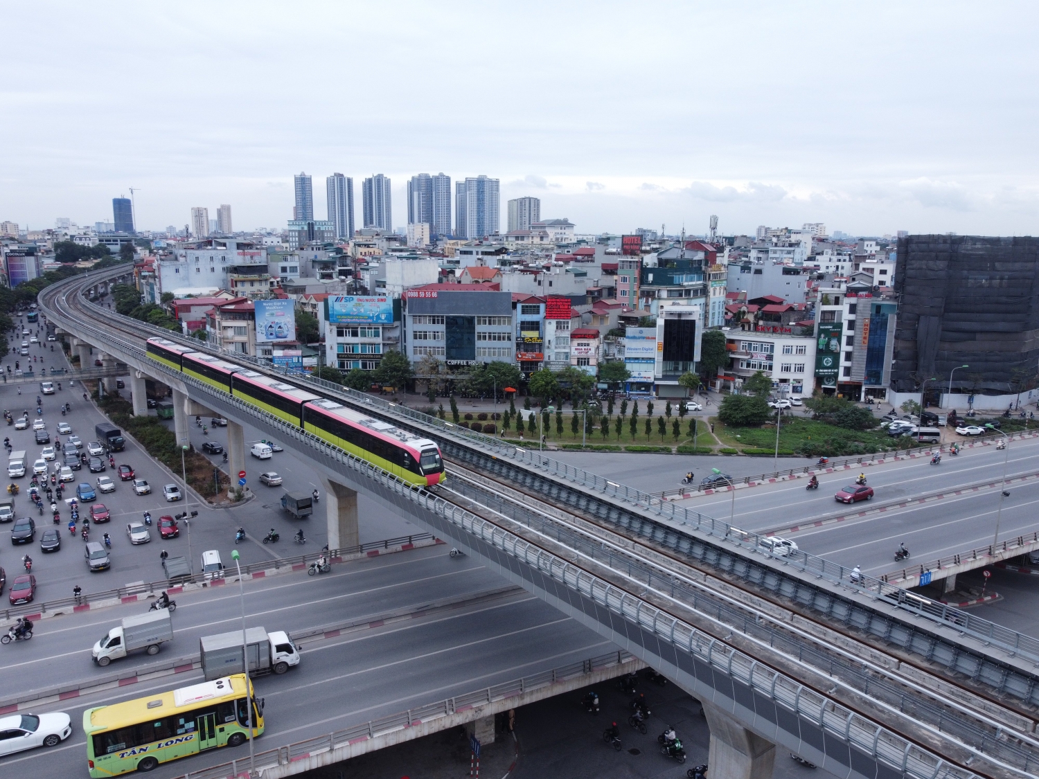 Thủ tướng yêu cầu khẩn trương phân bổ chi tiết kế hoạch đầu tư công
