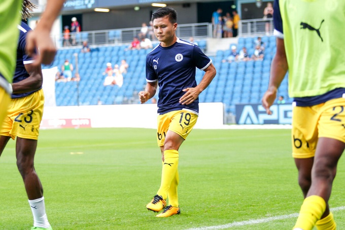 Quang Hải ngồi ngoài trong ngày Pau FC thắng đội yếu nhất Ligue 2 - 1