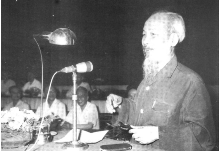 Bài 1: Quá trình vận động thành lập và Đại hội lần thứ nhất của Liên hiệp Hội Việt Nam