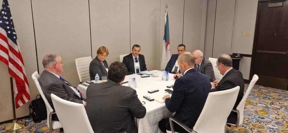 Algeria mời chào các công ty năng lượng Mỹ