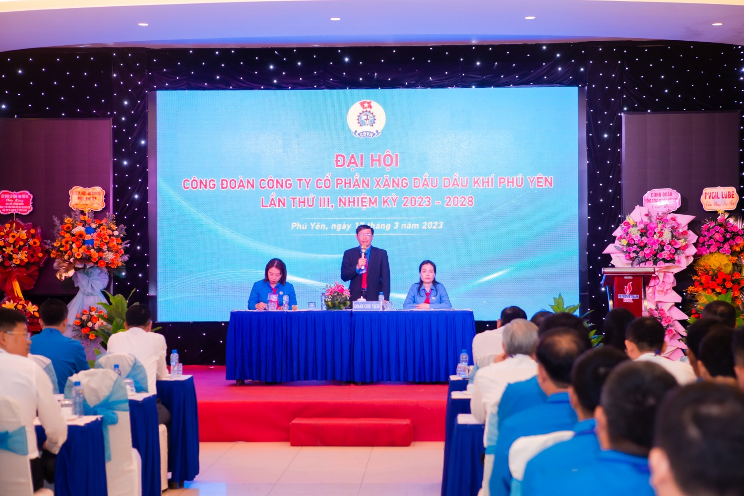 Đoàn Chủ tịch điều hành Đại hội