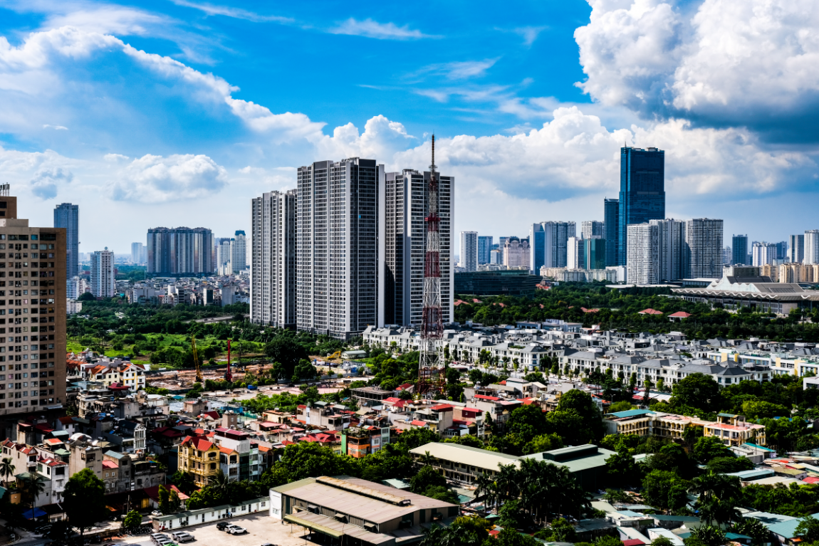 Thủ tướng tiếp tục yêu cầu thúc đẩy và tháo gỡ thị trường bất động sản
