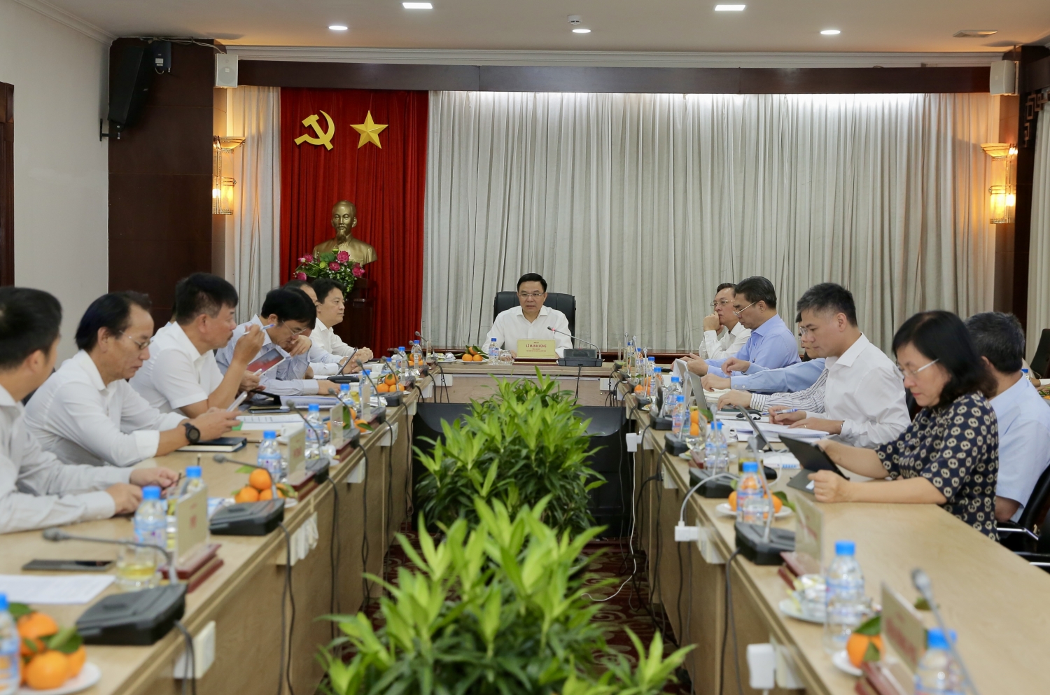 Mệnh lệnh tăng trưởng!