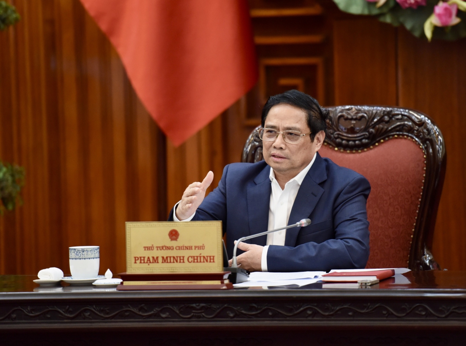 Thủ tướng yêu cầu Ngân hàng Nhà nước ban hành ngay 2 thông tư quan trọng