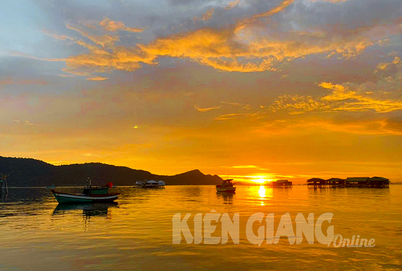Hòa mình vào vẻ đẹp hoang sơ mũi Hàm Rồng ở bắc đảo Phú Quốc Hòa mình vào vẻ đẹp hoang sơ mũi Hàm Rồng ở bắc đảo Phú Quốc