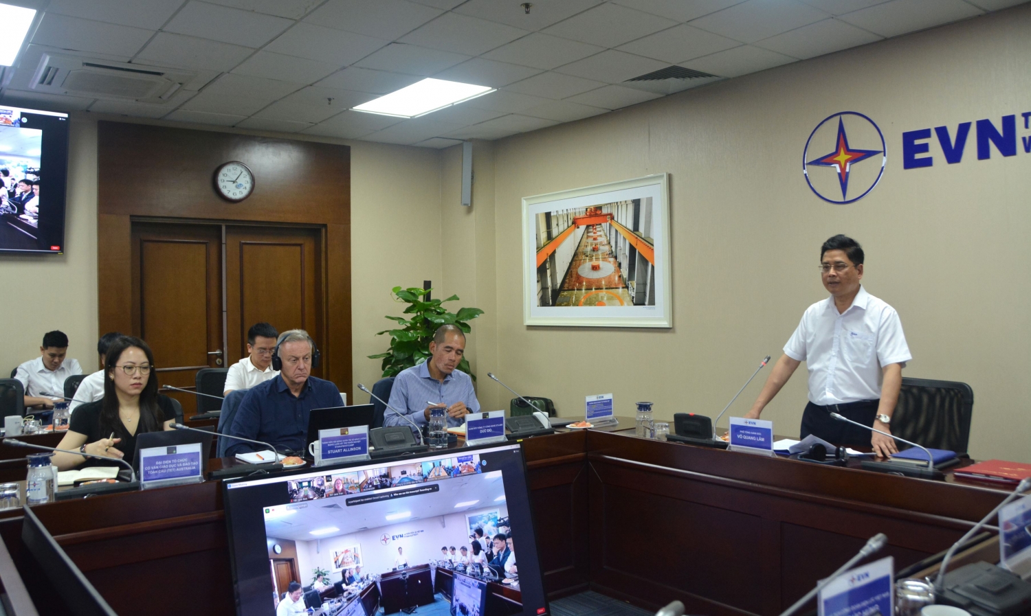 Đổi mới sáng tạo tại doanh nghiệp trong bối cảnh chuyển dịch năng lượng