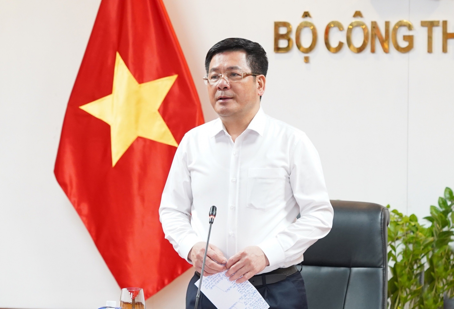 Doanh nghiệp xăng dầu đầu mối phải chủ động nguồn hàng trong mọi tình huống