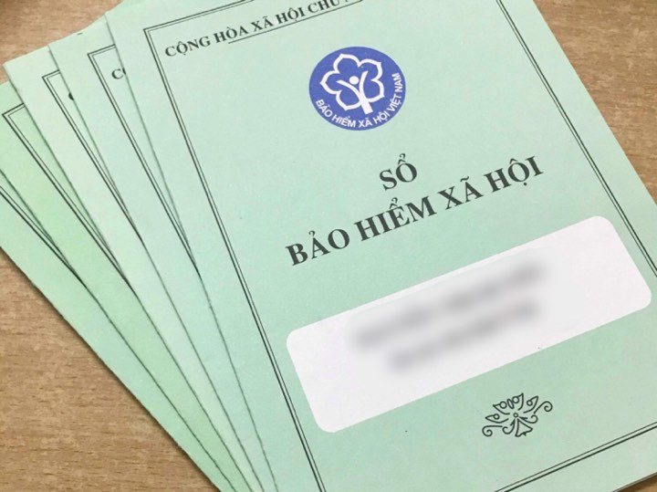 Đề xuất cấm mua bán, cầm cố sổ bảo hiểm xã hội