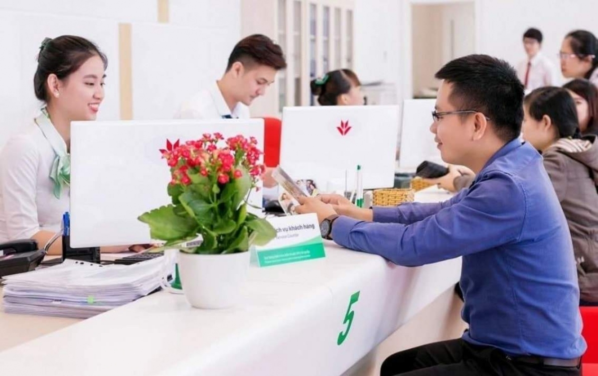 Tin ngân hàng nổi bật tuần qua: Giao dịch từ 400 triệu đồng trở lên phải báo cáo NHNN