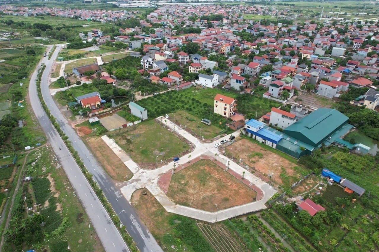 Tin bất động sản ngày 2/5: Sắp đấu giá gần 100 lô đất vùng ven Hà Nội