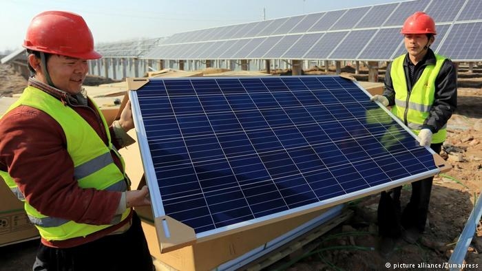 EU đang quá lệ thuộc vào thiết bị năng lượng tái tạo của Trung Quốc EU đang quá lệ thuộc vào thiết bị năng lượng tái tạo của Trung Quốc
