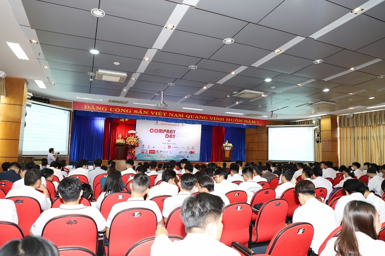 Trường Đại học Dầu khí Việt Nam (PVU) tổ chức thành công Ngày hội Company Day 2023 Trường Đại học Dầu khí Việt Nam (PVU) tổ chức thành công Ngày hội Company Day 2023