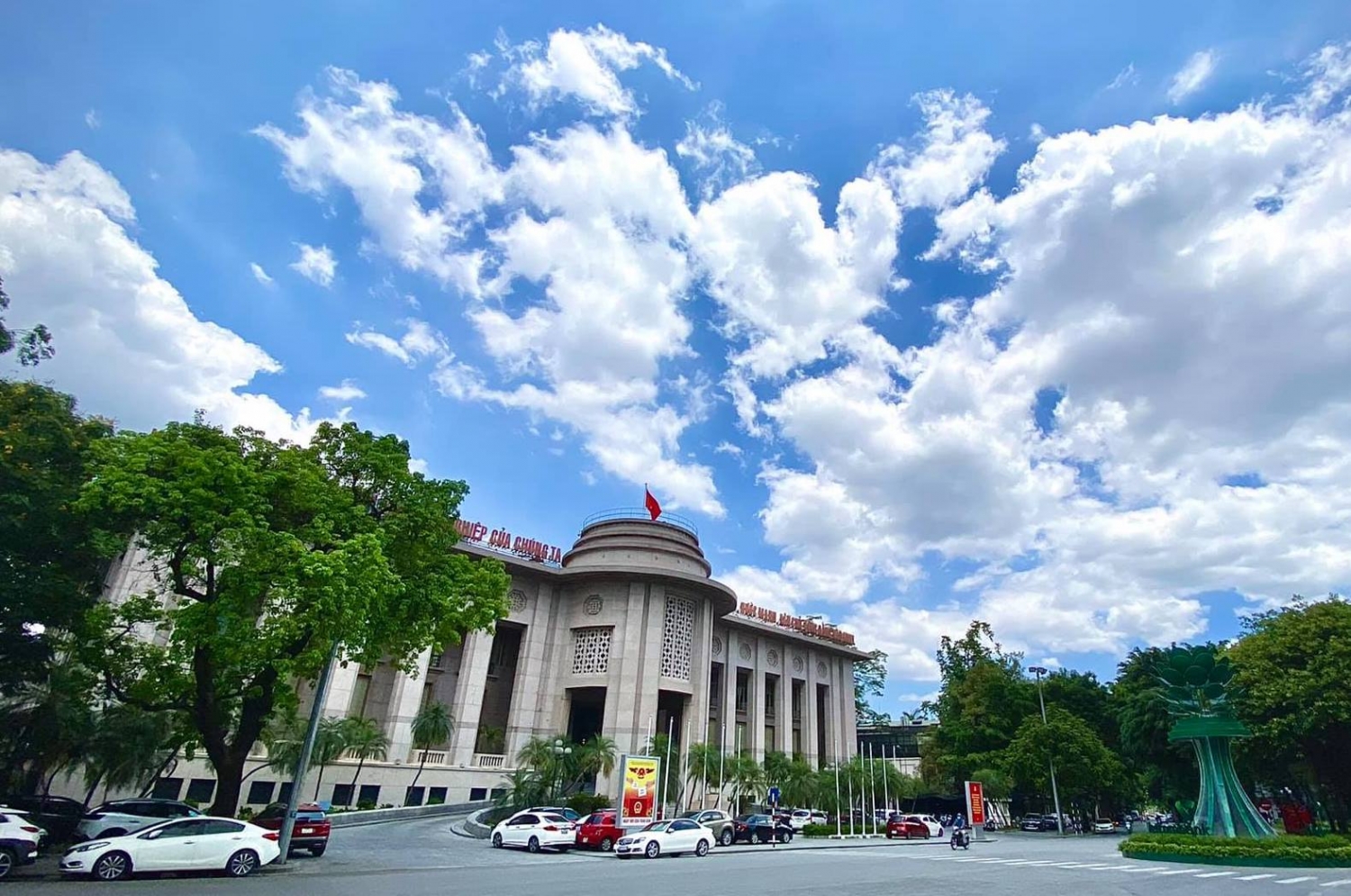 Ngân hàng Nhà nước lý giải về lãi suất cho vay vẫn ở mức cao