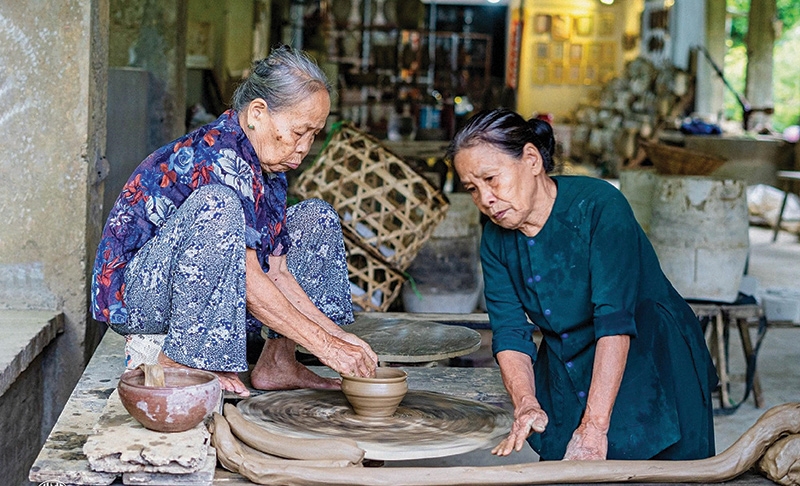 Chênh chao làng cổ Phước Tích