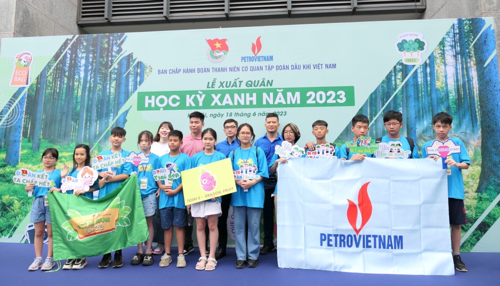 Đoàn Thanh niên Cơ quan Tập đoàn tổ chức Lễ xuất quân 