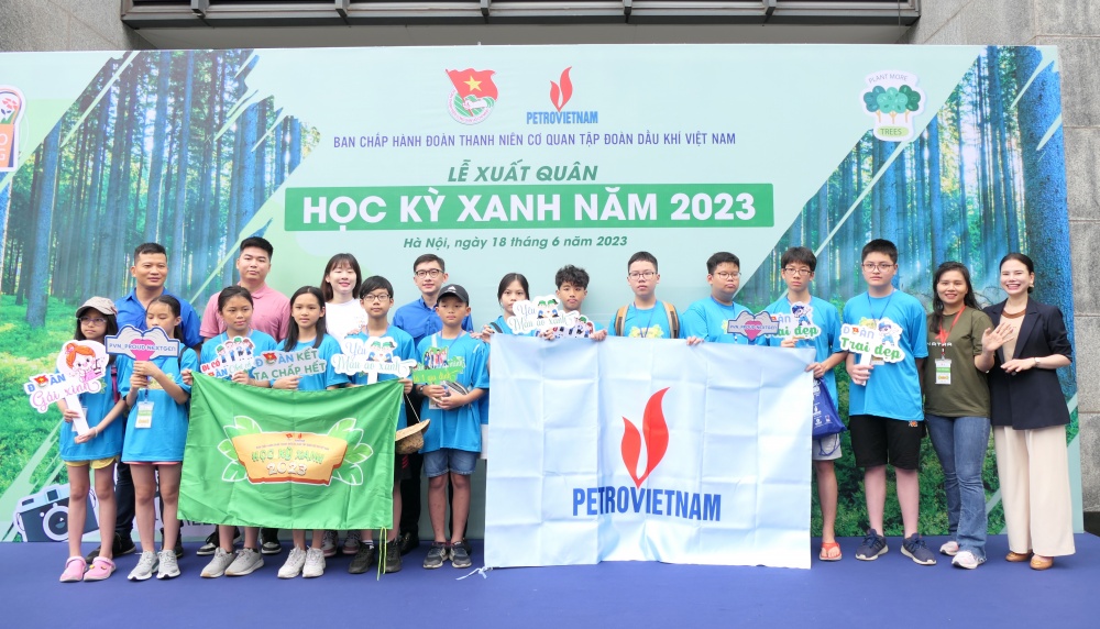 Đoàn Thanh niên Cơ quan Tập đoàn tổ chức Lễ xuất quân 