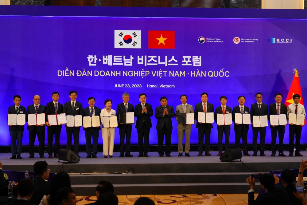 Petrovietnam trao đổi biên bản ghi nhớ hợp tác với đối tác Hàn Quốc tại Diễn đàn doanh nghiệp Việt Nam - Hàn Quốc