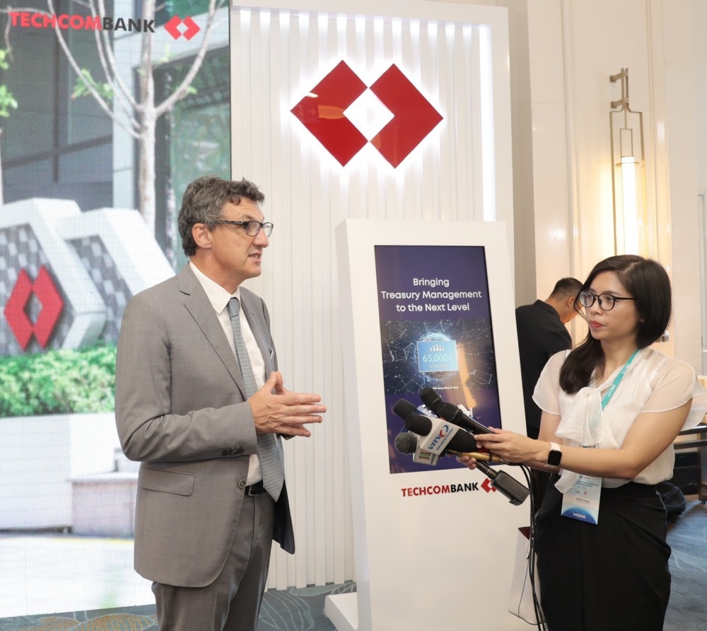 Techcombank thúc đẩy hợp tác đối ngoại tại hai nền kinh tế năng động Đông Nam Á