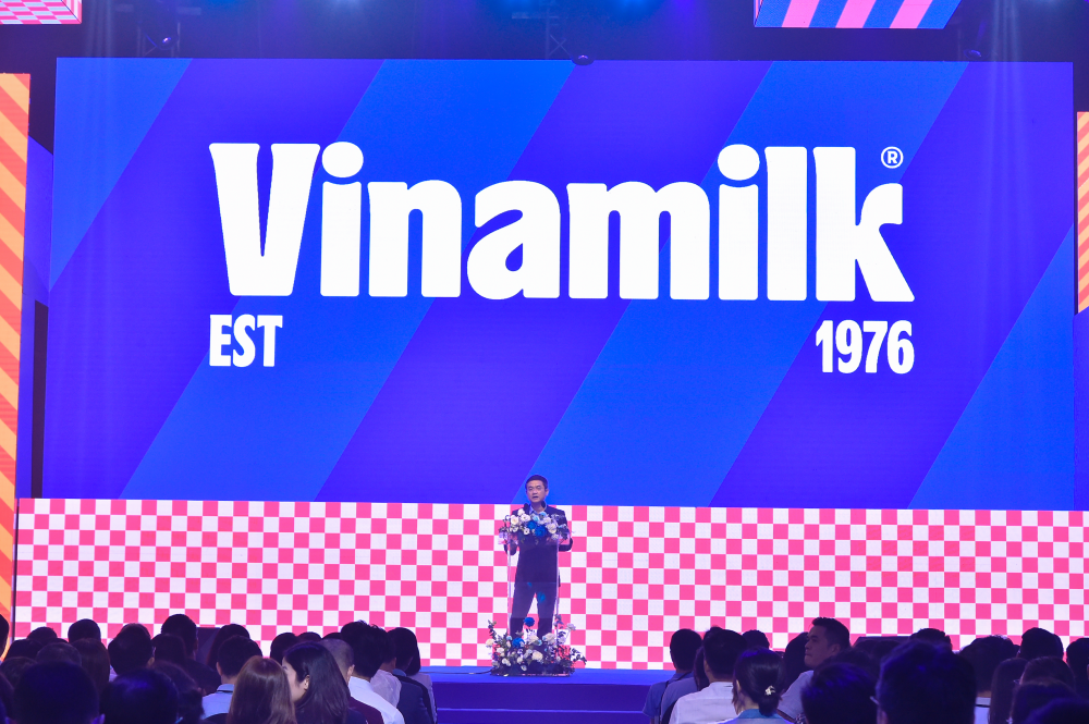 55 chuyên gia toàn cầu cùng Vinamilk sáng tạo nhận diện thương hiệu