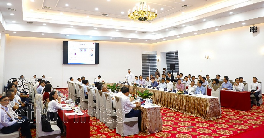 Tổng giám đốc Petrovietnam Lê Mạnh Hùng làm việc với PTSC: Xây dựng hệ sinh thái để tập trung nguồn lực Tổng giám đốc Petrovietnam Lê Mạnh Hùng làm việc với PTSC: Xây dựng hệ sinh thái để tập trung nguồn lực