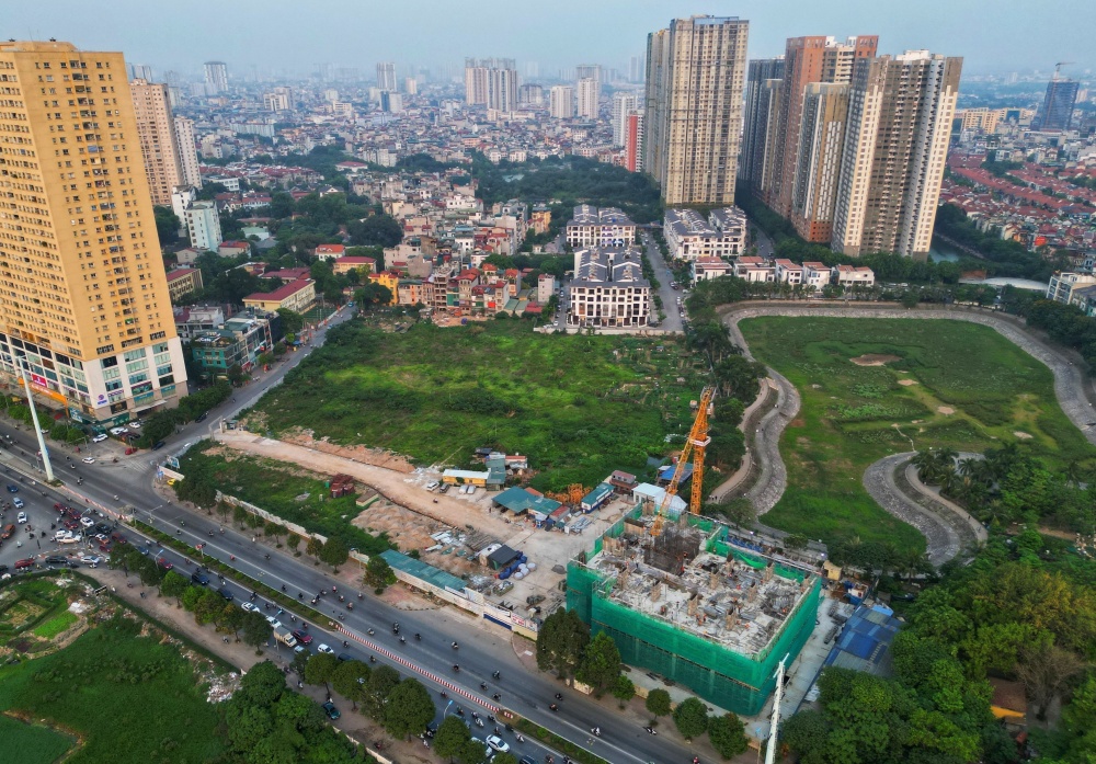 Vì sao người dân Hà Nội vẫn gặp khó khi mua nhà ở xã hội?