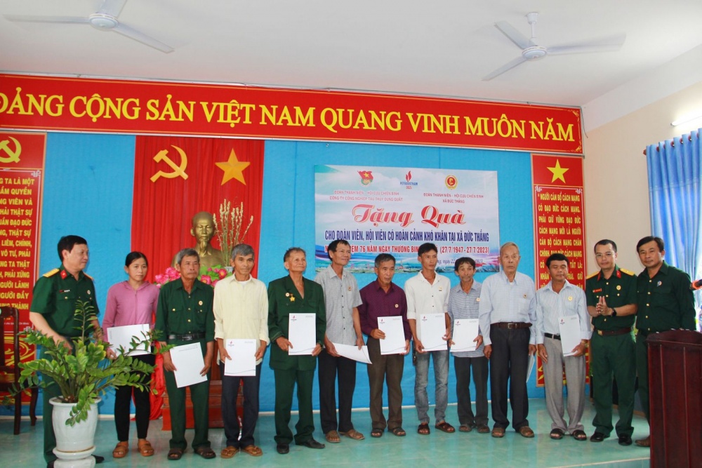 Hội CCB và Đoàn Thanh niên DQS tổ chức Chương trình về nguồn nhân kỉ niệm 76 năm Ngày Thương binh - Liệt sĩ 27/7 Hội CCB và Đoàn Thanh niên DQS tổ chức Chương trình về nguồn nhân kỉ niệm 76 năm Ngày Thương binh - Liệt sĩ 27/7