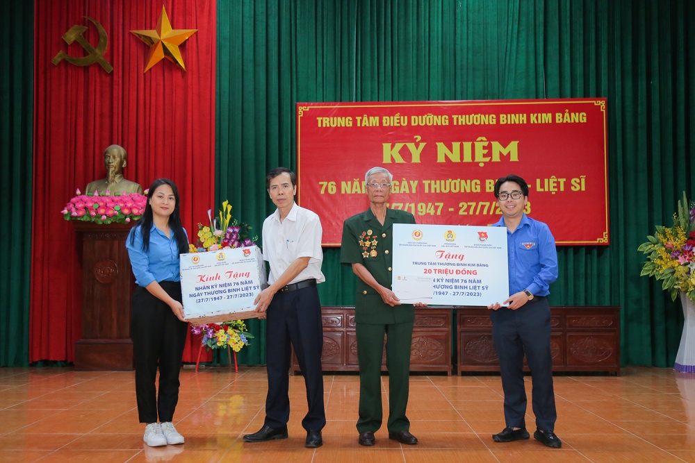 Công đoàn Dầu khí Việt Nam và Đoàn Thanh niên Tập đoàn thăm hỏi, tri ân các thương, bệnh binh tại Ninh Bình và Hà Nam