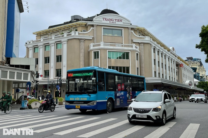 Vì sao quận Hoàn Kiếm thuộc diện phải sáp nhập? - 2