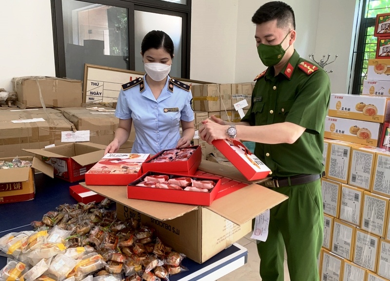 Hà Nội tăng cường kiểm tra, xử lý vi phạm dịp Tết Trung thu 2023