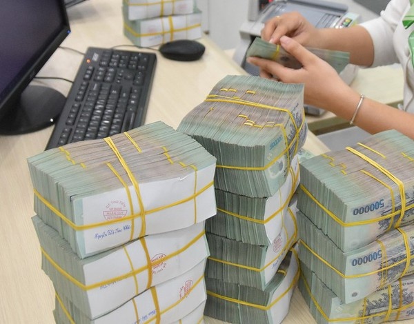 Tin tức kinh tế ngày 18/8: Ngân hàng đua nhau mua lại trái phiếu trước hạn